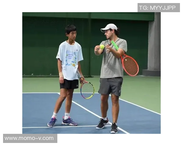 深度对话刘芳分享她的网球人生与成长历程的精彩故事